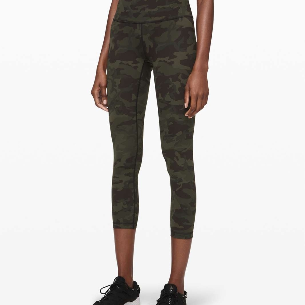 Lululemon Incognito Camo Print Cropped Leggings